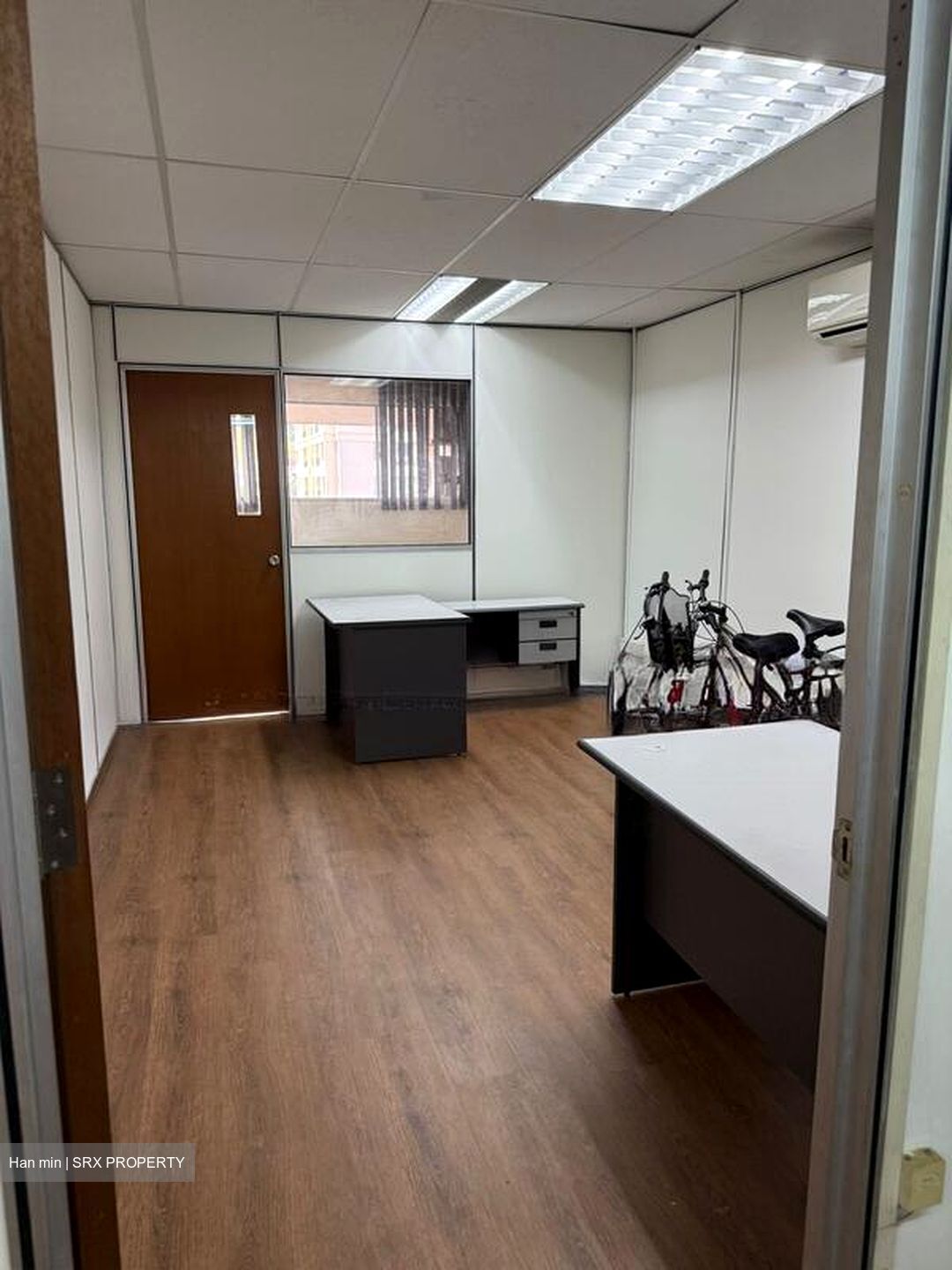 Lam Soon Industrial Building (D23), Office #497753241